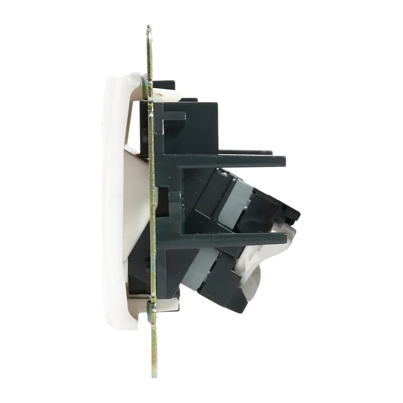 Розетка компьютерная RJ-45 с/у Valena 694286, 1 гнездо, белая